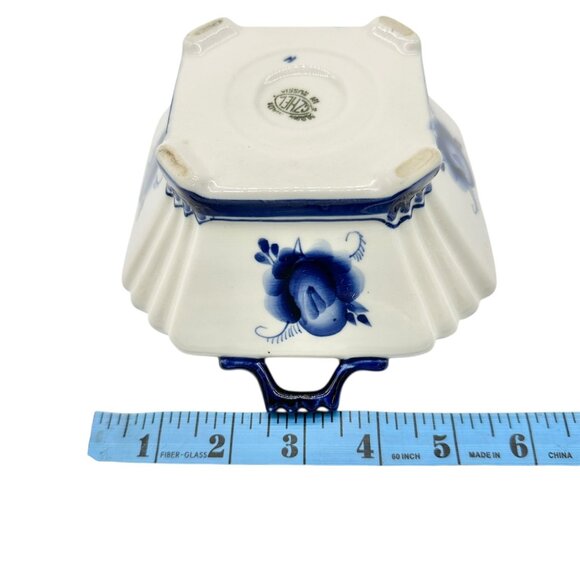 Handmade in Russia Gzhel Porcelain Covered Bowl With Lid Blue Floral Design - Picture 10 of 10
